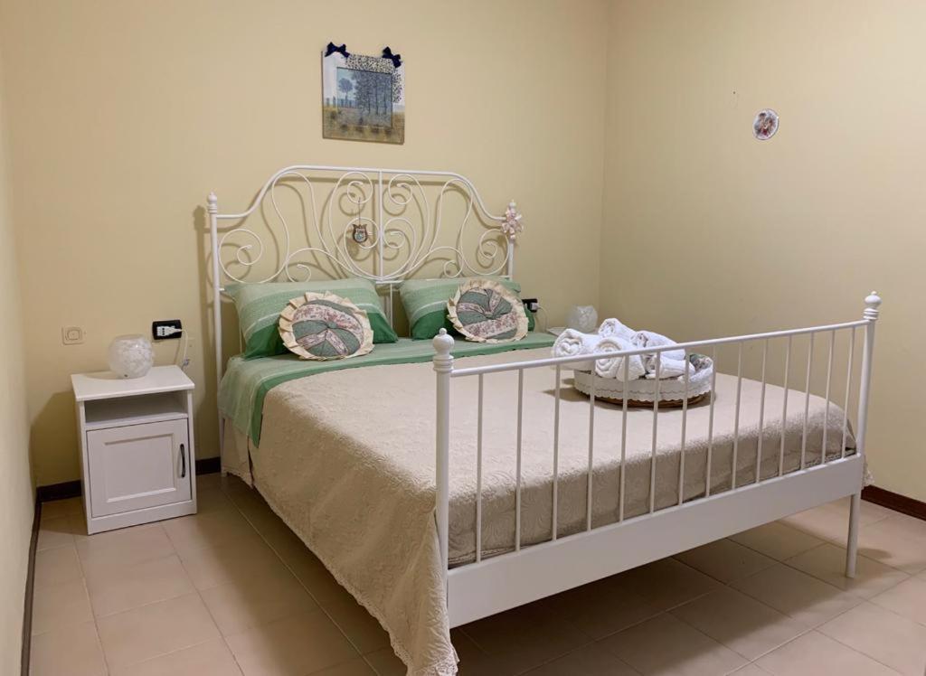 B&B Al San Francesco กัสเตลดิซังโกร ภายนอก รูปภาพ