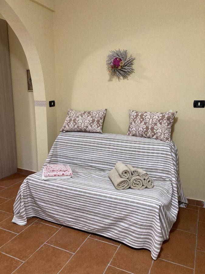 B&B Al San Francesco กัสเตลดิซังโกร ภายนอก รูปภาพ